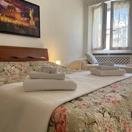 Roma Apartment *